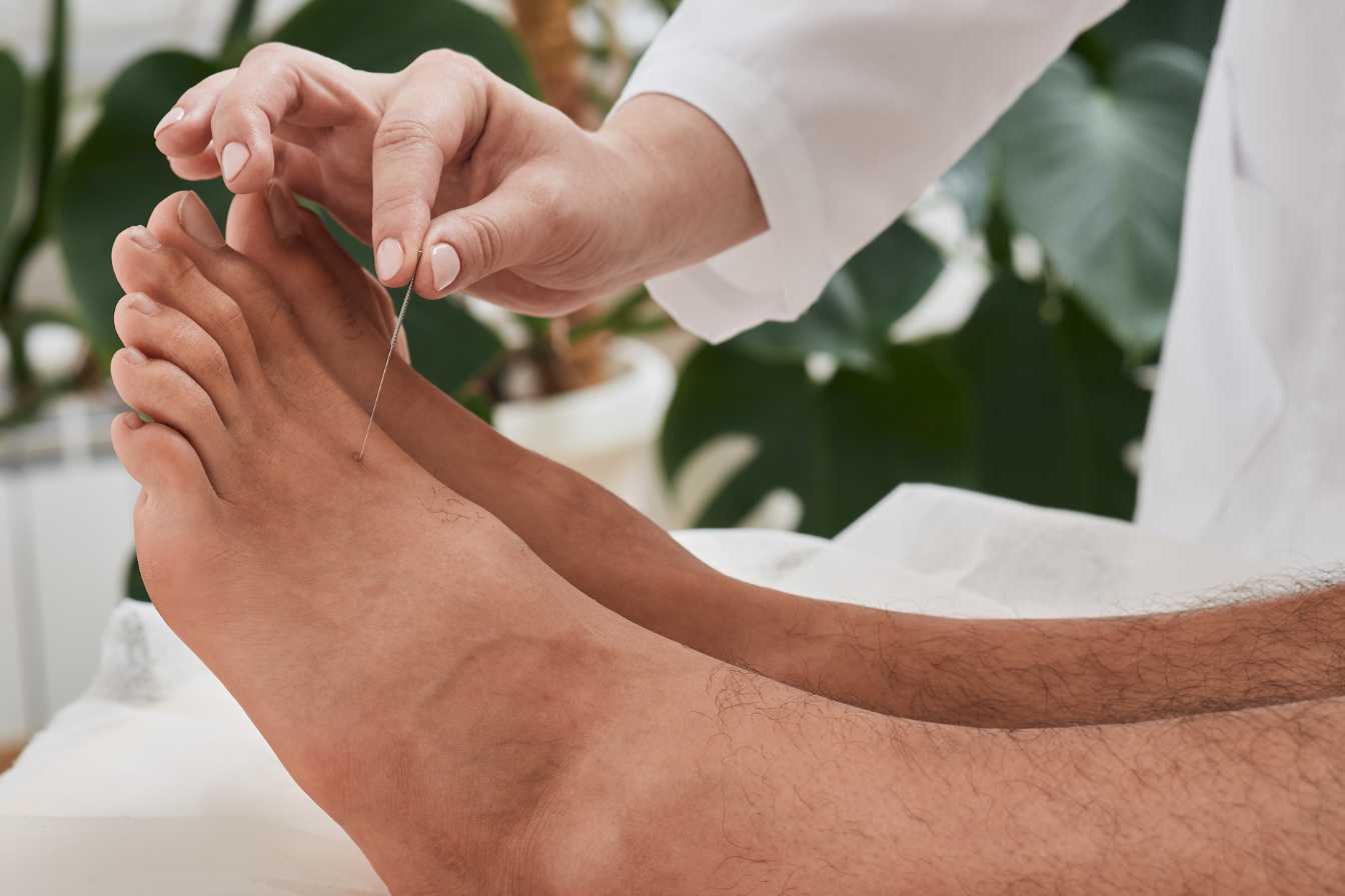 point-acupuncture-pied-guide-complet-des-points-bienfaits-et-techniques-de-stimulation-2