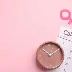 saignements a la menopause causes risques et quand consulter d urgence 1