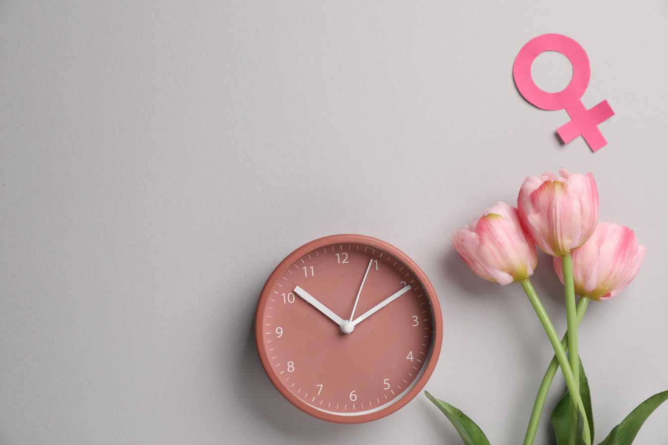 saignements-a-la-menopause-causes-risques-et-quand-consulter-d-urgence-3